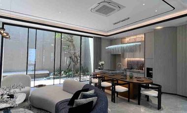 JUAL RUMAH GRAHA FAMILY BARU GRESS FULL FURNISH 2 LANTAI MINIMALIS ADA PRIVATE LIFT