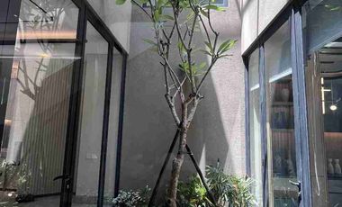 JUAL RUMAH GRAHA FAMILY BARU GRESS FULL FURNISH 2 LANTAI MINIMALIS ADA PRIVATE LIFT