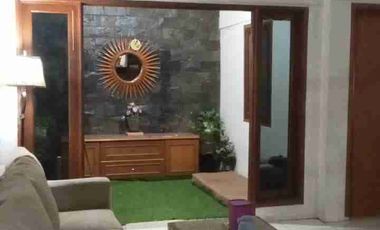 dijual Rumah Mewah cipamokolan murah aja