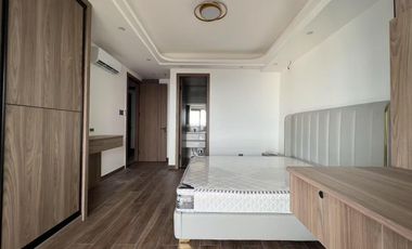 FOR RENT: 3 Bedroom 158sqm Semi-Furnished Condo Unit in Pasay- Gardens by the Bay