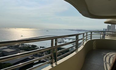 FOR RENT: 3 Bedroom 158sqm Semi-Furnished Condo Unit in Pasay- Gardens by the Bay