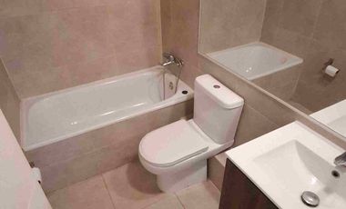 Arriendo luminoso Departamento en Temuco. Condominio con Piscina a minutos del centro,   avda. Alemania y  a Centro Comercial al lado del condominio.