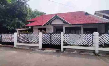 jual rumah besar murah strategis suryalaya buah batu di bawah njop kota bandung