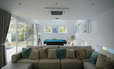 For Sale Modern Europe Pool Villa in Private community near Ruamchok plaza and Central Festival. Not far from Prep International and NIS International
