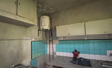 Terreno con Construcción a Refaccionar en Martín Zapata 2700 – Oportunidad Real para Inversores