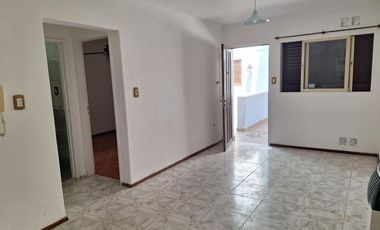 Departamento 1 Dormitorio – Urquiza 3447 (Primer Piso por Escalera)