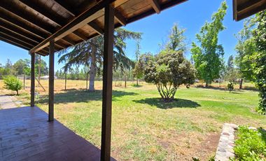 Casa 3 dorm, 2 baños con gran terreno Calle Olea / Isla de Maipo