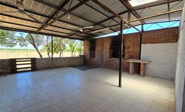 Casa 3 dorm, 2 baños con gran terreno Calle Olea / Isla de Maipo