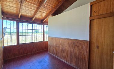 Casa 3 dorm, 2 baños con gran terreno Calle Olea / Isla de Maipo