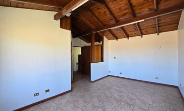 Casa 3 dorm, 2 baños con gran terreno Calle Olea / Isla de Maipo