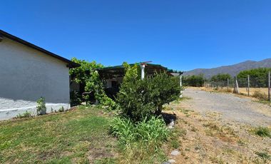 Casa 3 dorm, 2 baños con gran terreno Calle Olea / Isla de Maipo