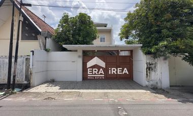 RUMAH FULL FURNISHED DIJUAL DI SOLO DEKAT SINGOSAREN PLAZA, PASAR KLEWER
