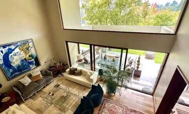 Departamento En Venta En Golf De Manquehue Con Jardín