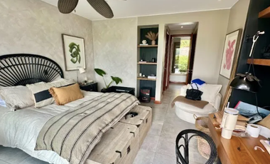 Departamento En Venta En Golf De Manquehue Con Jardín