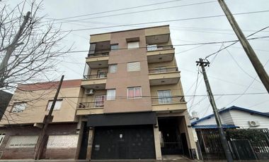 Departamento 3 Ambientes con Cochera Villa Luzuriaga