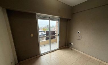 Departamento 3 Ambientes con Cochera Villa Luzuriaga