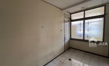 RUANG USAHA DIJUAL DI SOLO DEKAT STASIUN BALAPAN, MASJID SHEIKH ZAYYED