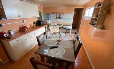 SE VENDE CASA EN POBLACION CHILE