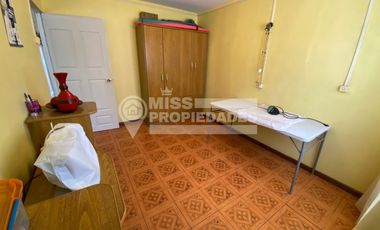 SE VENDE CASA EN POBLACION CHILE