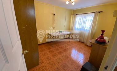 SE VENDE CASA EN POBLACION CHILE