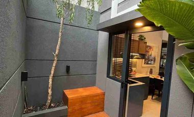 RUMAH 2 LANTAI CICILAN 1 JUTAAN DI LIPPO CIKARANG HARGA 300JUTAAN