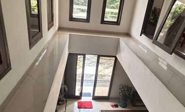 Mansion megah Lenteng Agung super luas 1500m lokasi strategis harga bisa nego