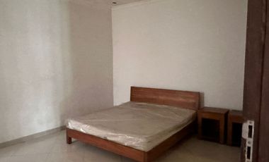 Mansion megah Lenteng Agung super luas 1500m lokasi strategis harga bisa nego