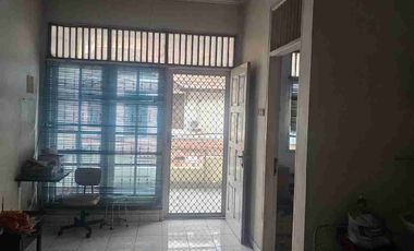 RUMAH DI gelong baru barat