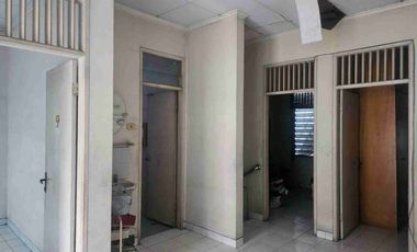 RUMAH DI gelong baru barat