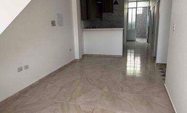SE VENDE CASA DOS PISOS- YOPAL CASANARE, BARRIO SANTA MARTA