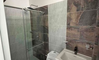 SE VENDE CASA DOS PISOS- YOPAL CASANARE, BARRIO SANTA MARTA