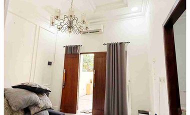 DIJUAL TANPA BASA-BASI RUMAH KOMERSIL 2 LANTAI DIPERUMAHAN VILLA KEDAMAIAN ASRI MANDIRI