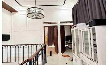DIJUAL TANPA BASA-BASI RUMAH KOMERSIL 2 LANTAI DIPERUMAHAN VILLA KEDAMAIAN ASRI MANDIRI