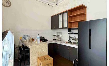 DIJUAL TANPA BASA-BASI RUMAH KOMERSIL 2 LANTAI DIPERUMAHAN VILLA KEDAMAIAN ASRI MANDIRI