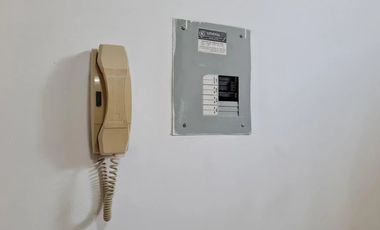 Alquiler de Suite 2 Ambientes en 1er Piso - Av Hno. Miguel Cerca a Aeropuerto de Guayaquil y Mall del Sol.