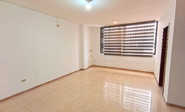 Alquiler de Suite 2 Ambientes en 1er Piso - Av Hno. Miguel Cerca a Aeropuerto de Guayaquil y Mall del Sol.