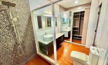 FOR RENT: 4 BEDROOMS HOUSE WITH SWIMMING POOL