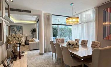 Venta de hermosa casa moderna remodelada en Urb. Arrecife, Isla Mocolí