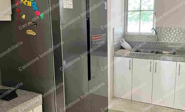 Renta de hermosa casa en Casa Laguna, cerca al nuevo comisariato del vial 1.