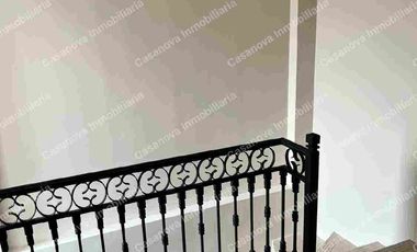 Renta de hermosa casa en Casa Laguna, cerca al nuevo comisariato del vial 1.