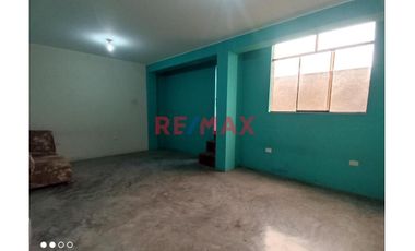 1145787 Casa Con 3 Deparatmentos Y Local Al Lado De Parque