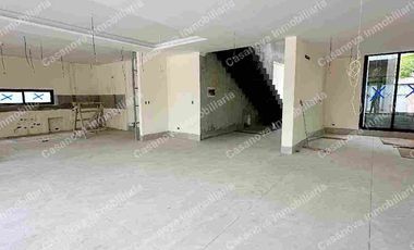 Venta de hermosa casa en Isla Mocoli. Península