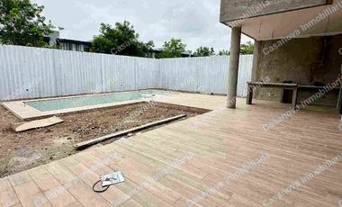 Venta de hermosa casa en Isla Mocoli. Península