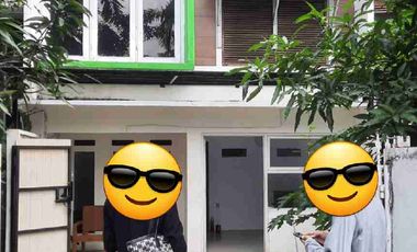 Rumah Pejaten Pasar minggu jaksel 75jt/thn