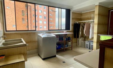 SE VENDE APARTAMENTO POBLADO