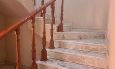 CASA EN EXCLENTE UBICACION