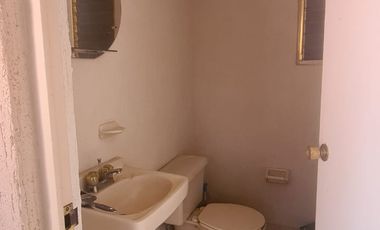 CASA EN EXCLENTE UBICACION