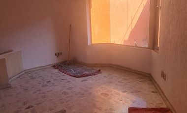 CASA EN EXCLENTE UBICACION