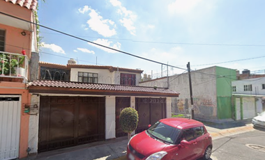 Excelente Oportunidad de Inversión !!! Aprovecha y adquiere esta hermosa y amplia Casa en una de las mejores zonas de IZCALLI, TULTITLAN EDO MEX.