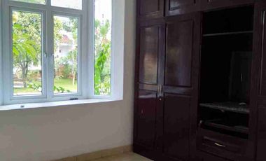 DISEWAKAN RUMAH MEWAH SIAP HUNI DI ALAM SUTERA SERPONG, TANGGERANG SELATAN